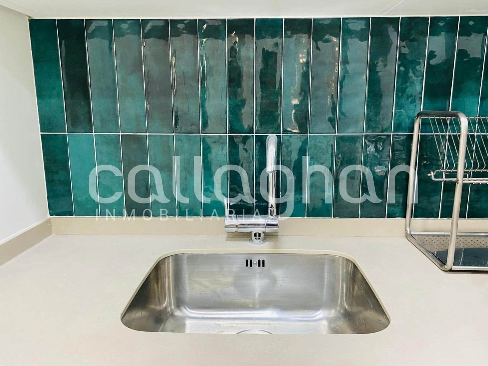 5 bedroom Apartment for sale in Burjassot - € 375,000 (Ref: 9833896)
