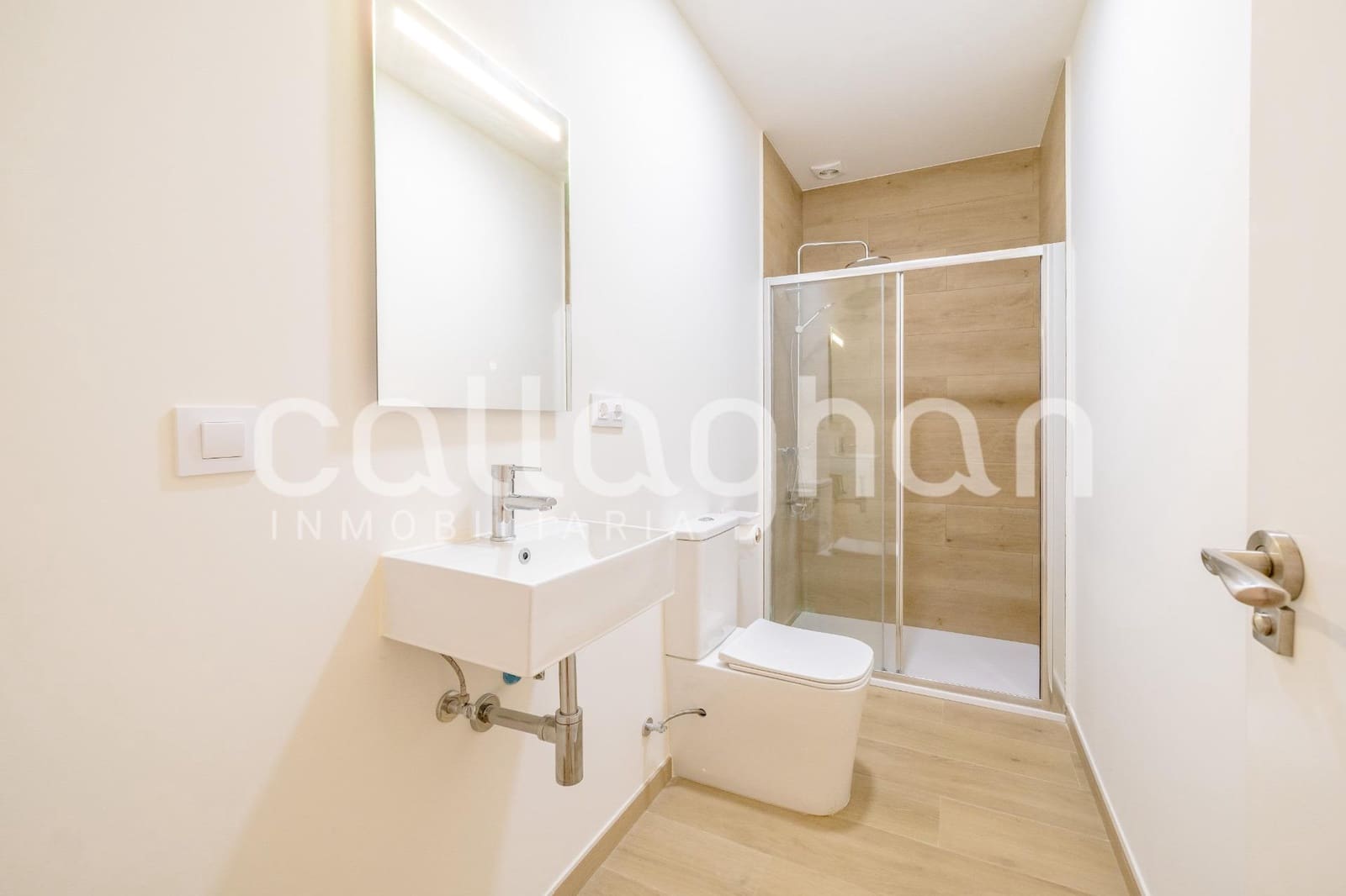 4 bedroom Apartment for sale in Burjassot - € 389,000 (Ref: 9833896)