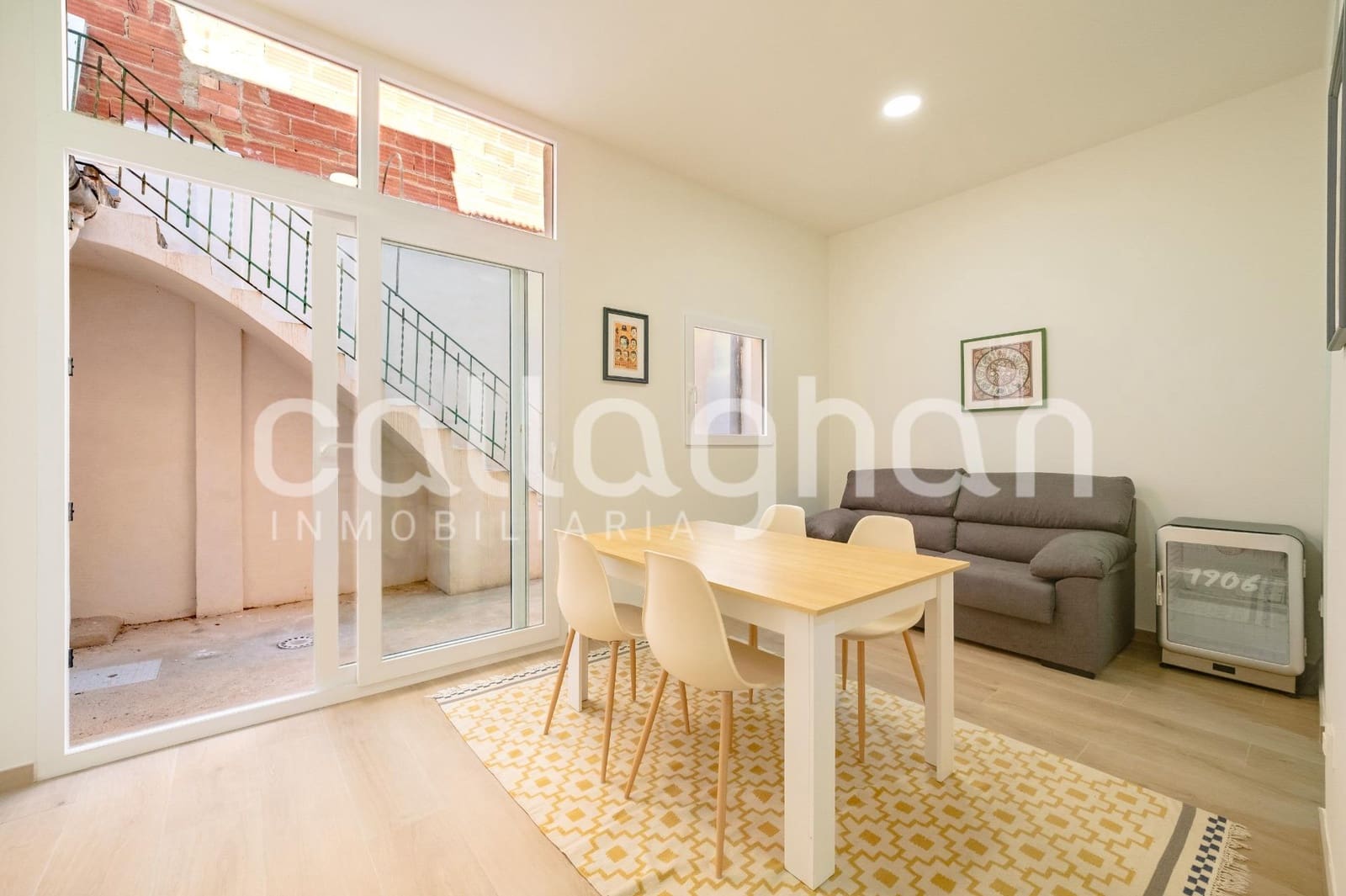 4 bedroom Apartment for sale in Burjassot - € 389,000 (Ref: 9833896)