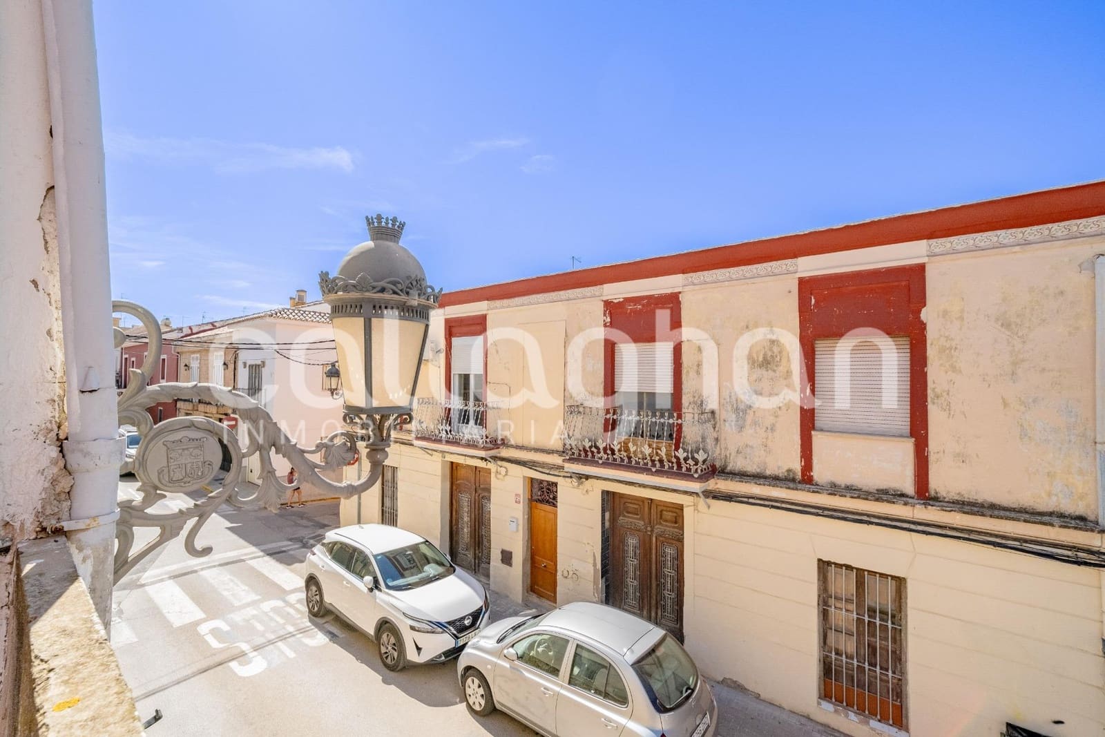 4 bedroom Apartment for sale in Burjassot - € 389,000 (Ref: 9833896)