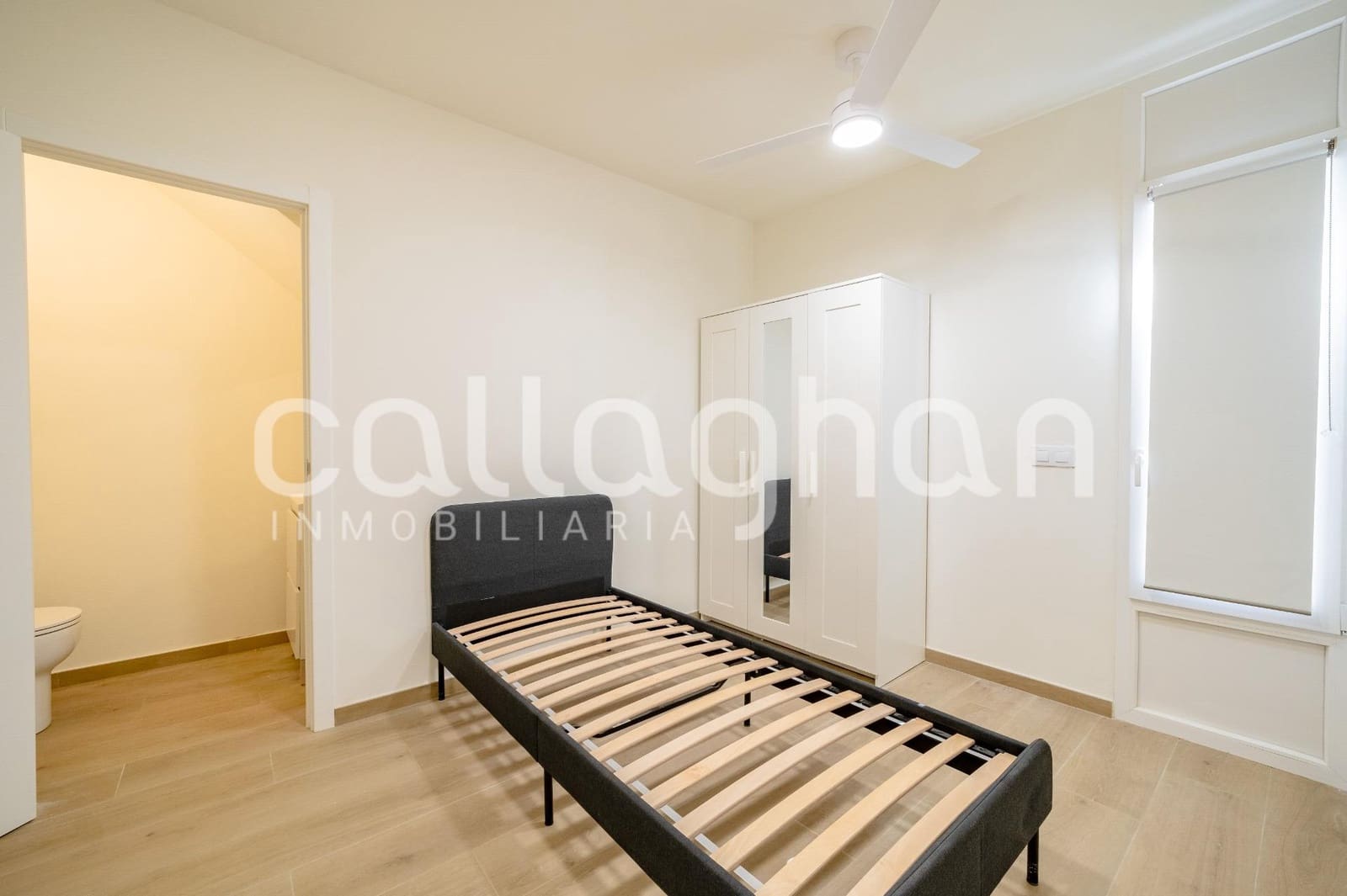 4 bedroom Apartment for sale in Burjassot - € 389,000 (Ref: 9833896)
