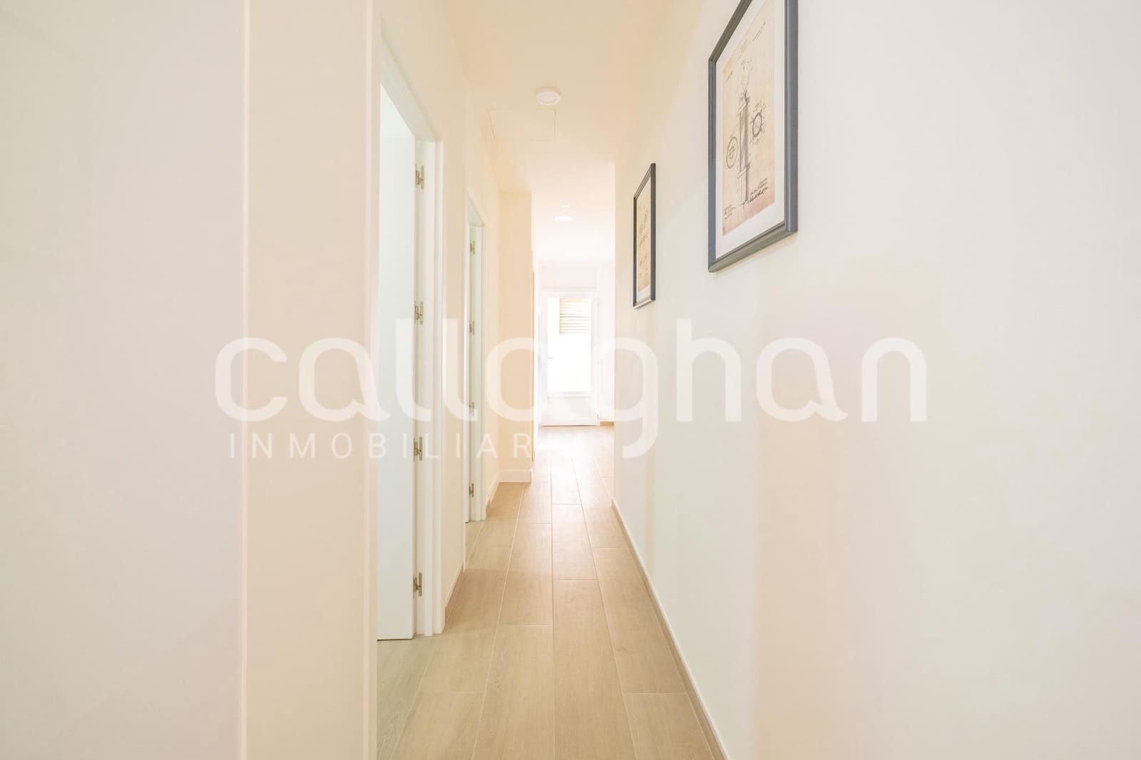4 bedroom Apartment for sale in Burjassot - € 389,000 (Ref: 9833896)