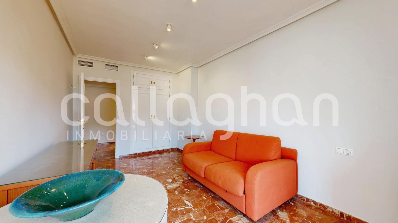 Piso de 4 habitaciones en València ciudad en venta con garaje - 830.000 € (Ref: 9836557)