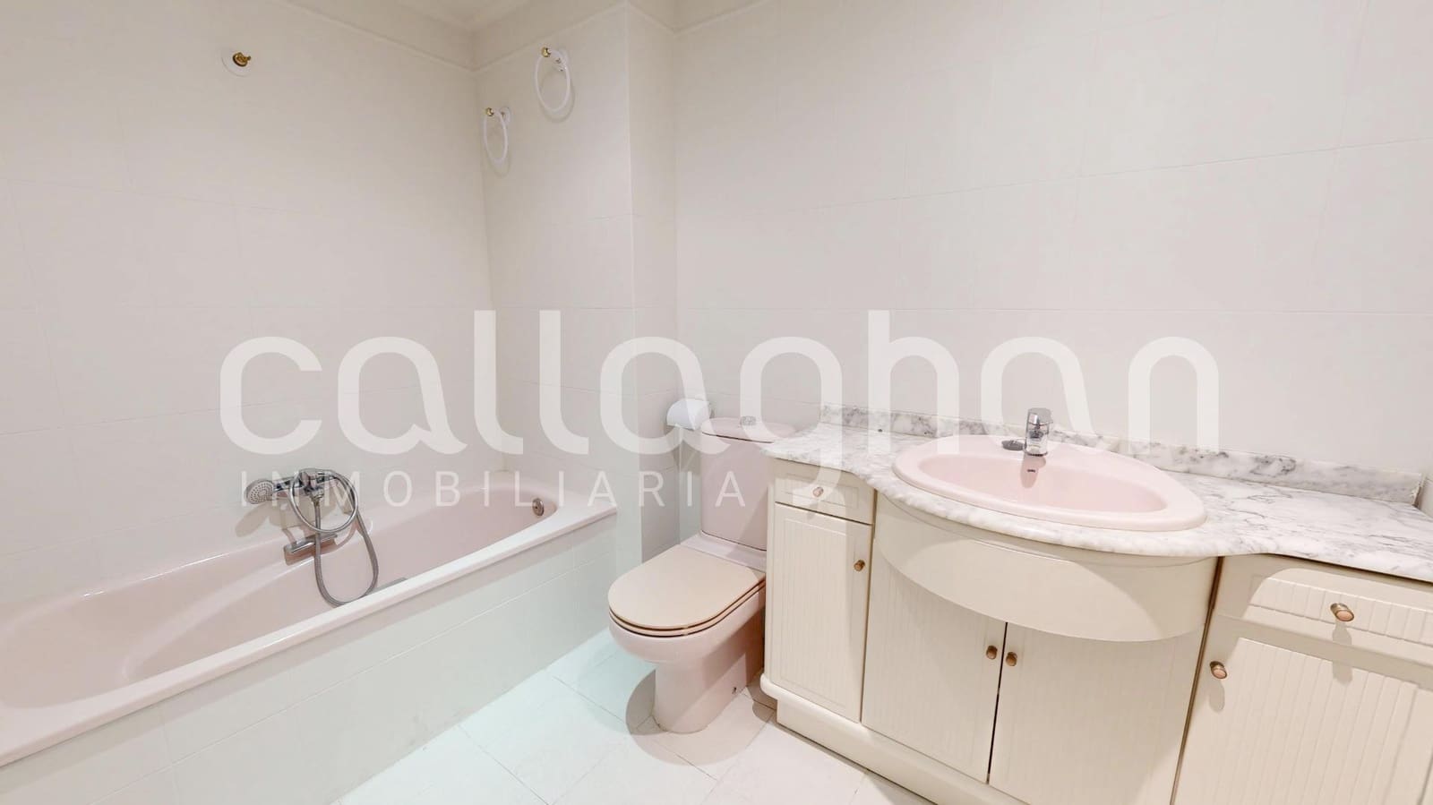 Piso de 4 habitaciones en València ciudad en venta con garaje - 830.000 € (Ref: 9836557)