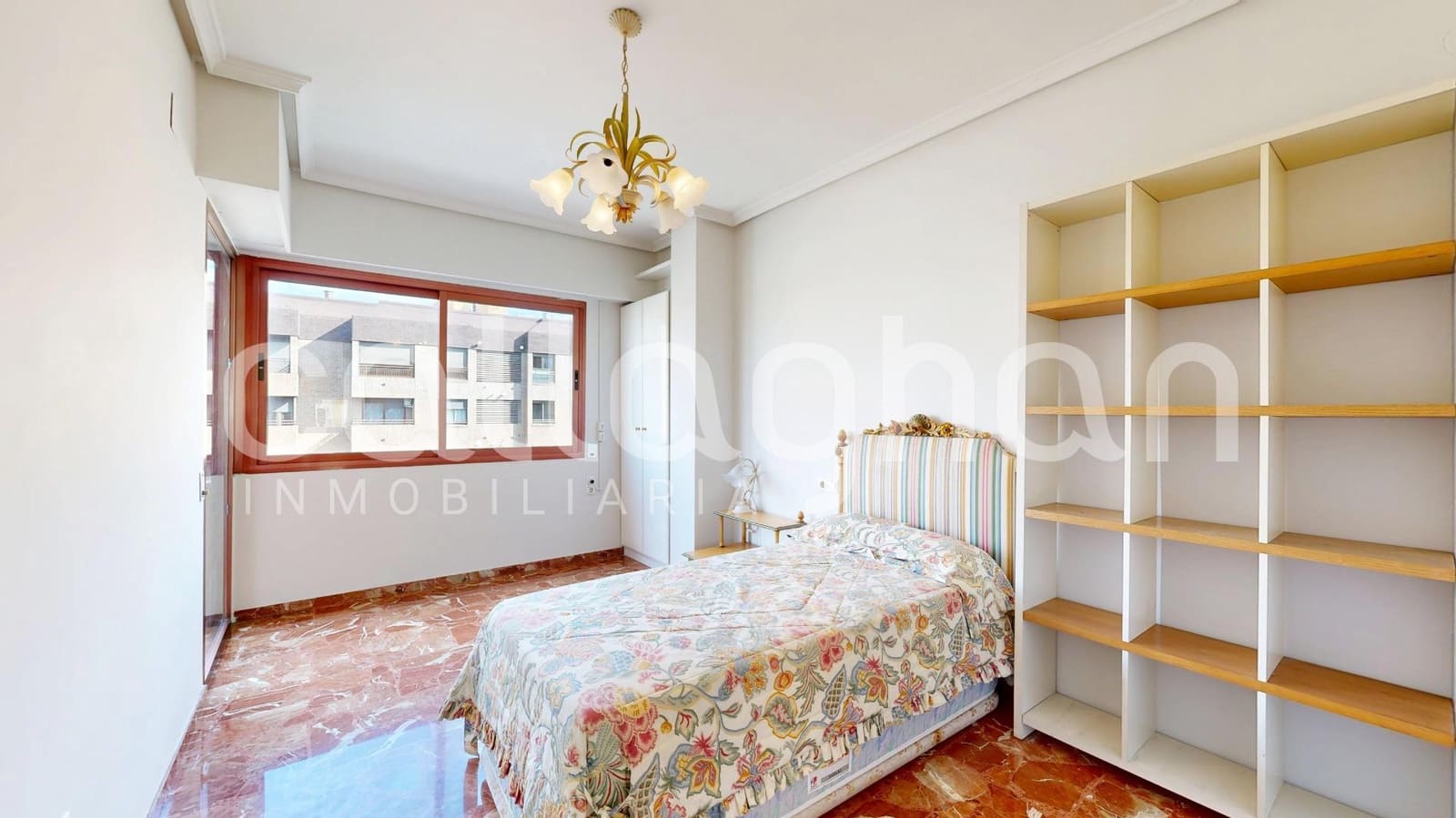 Piso de 4 habitaciones en València ciudad en venta con garaje - 830.000 € (Ref: 9836557)