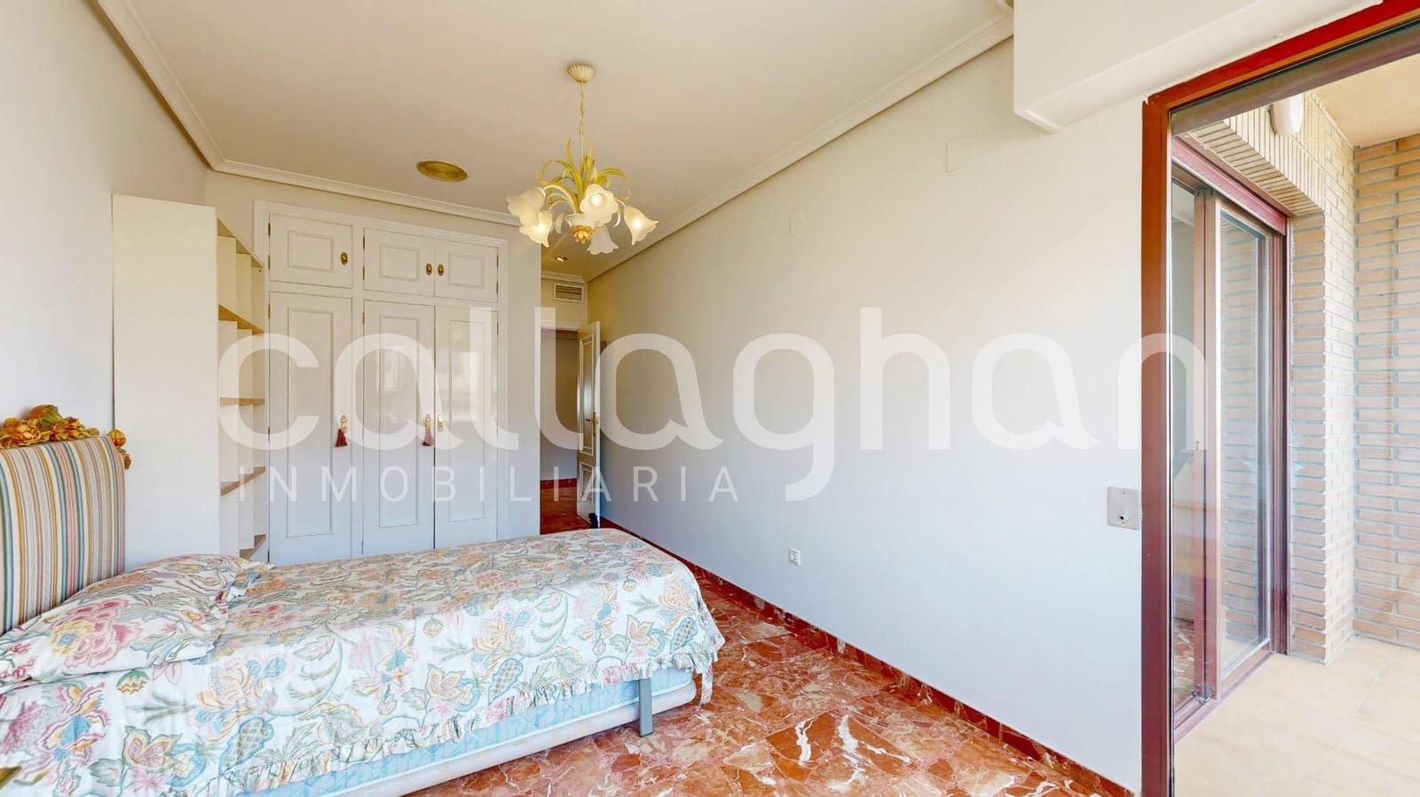 Piso de 4 habitaciones en València ciudad en venta con garaje - 830.000 € (Ref: 9836557)