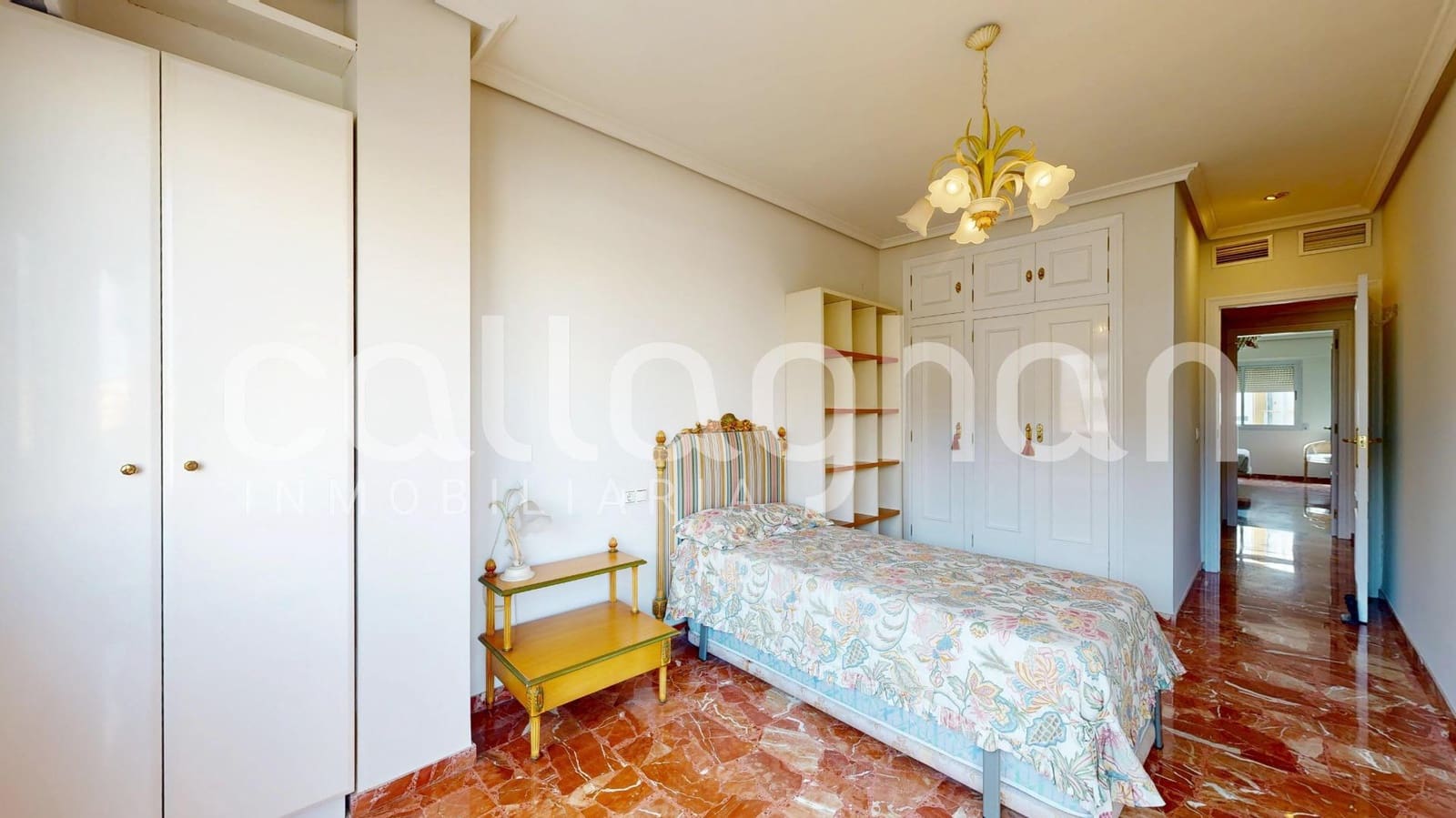 Piso de 4 habitaciones en València ciudad en venta con garaje - 830.000 € (Ref: 9836557)