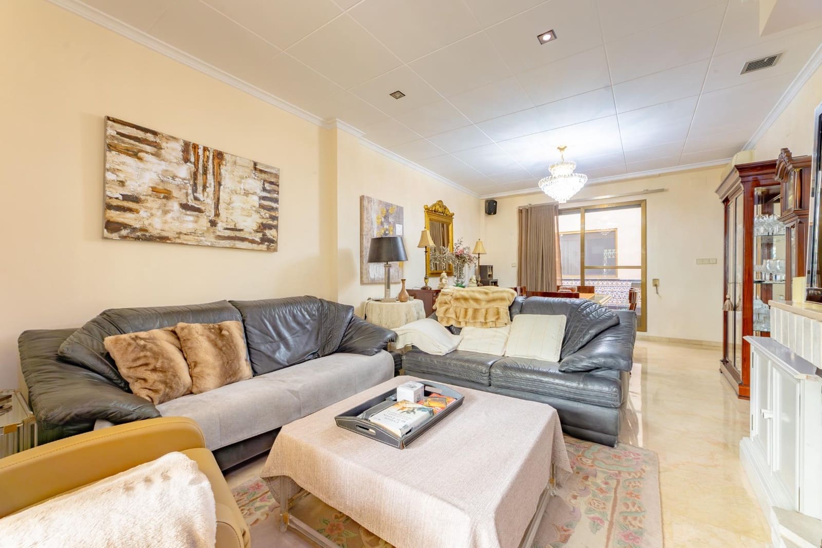 Adosado de 5 habitaciones en Massanassa en venta con garaje - 570.000 € (Ref: 9843711)