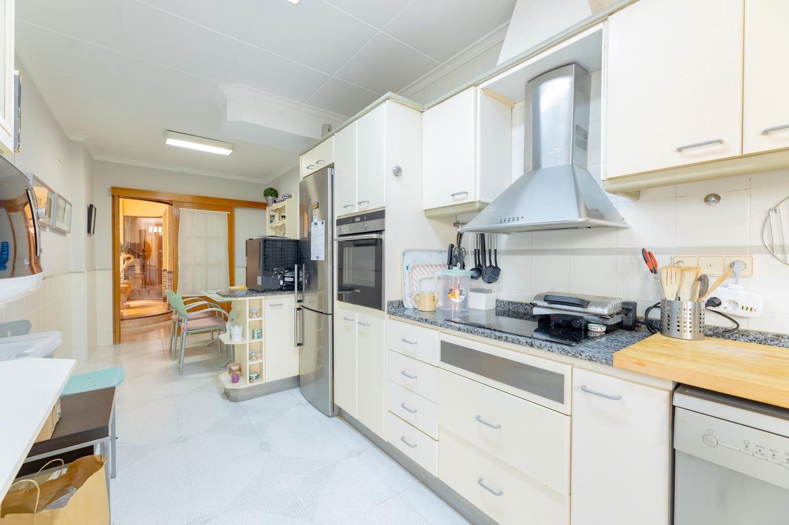 Adosado de 5 habitaciones en Massanassa en venta con garaje - 570.000 € (Ref: 9843711)