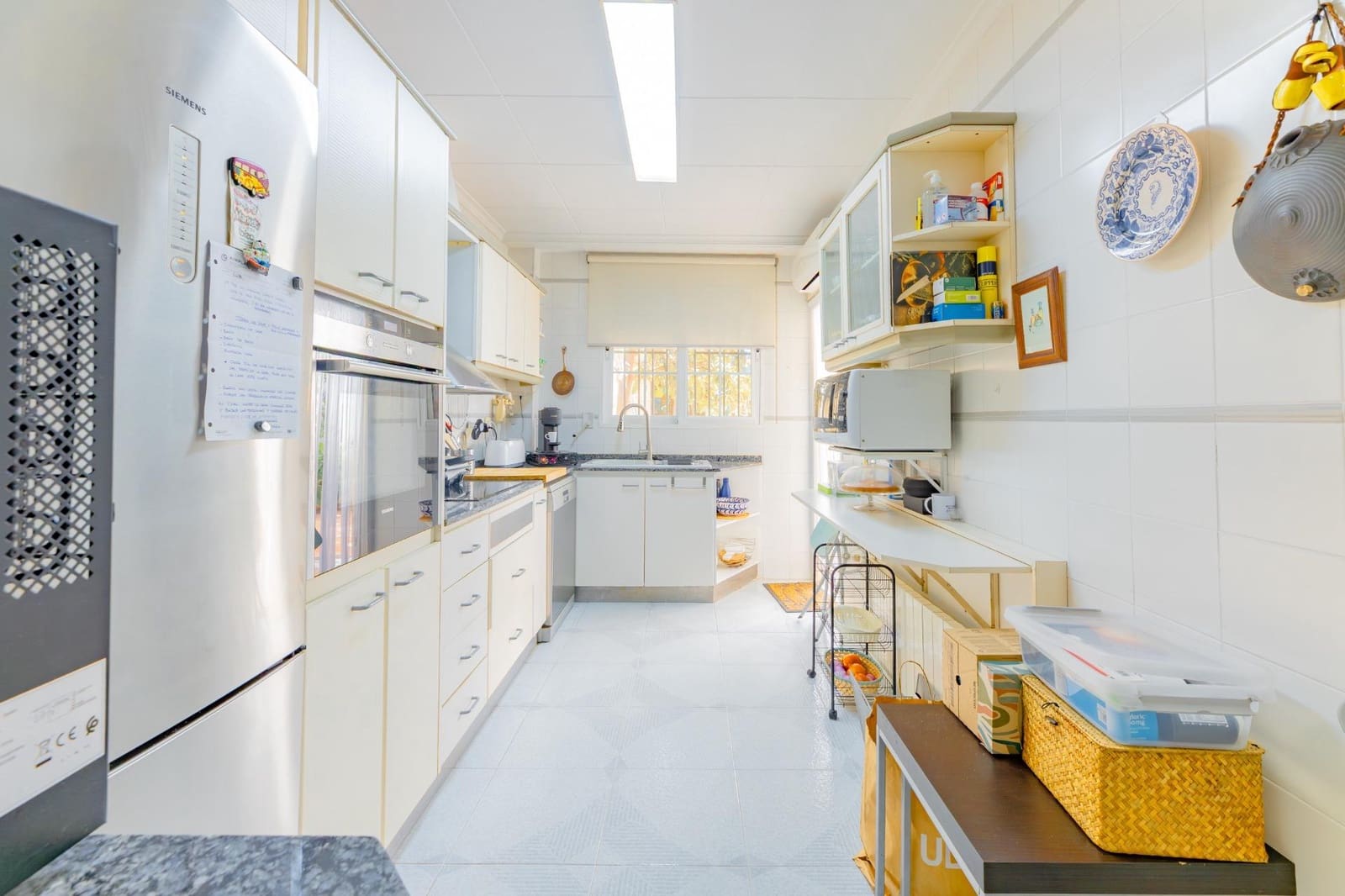 Adosado de 5 habitaciones en Massanassa en venta con garaje - 570.000 € (Ref: 9843711)