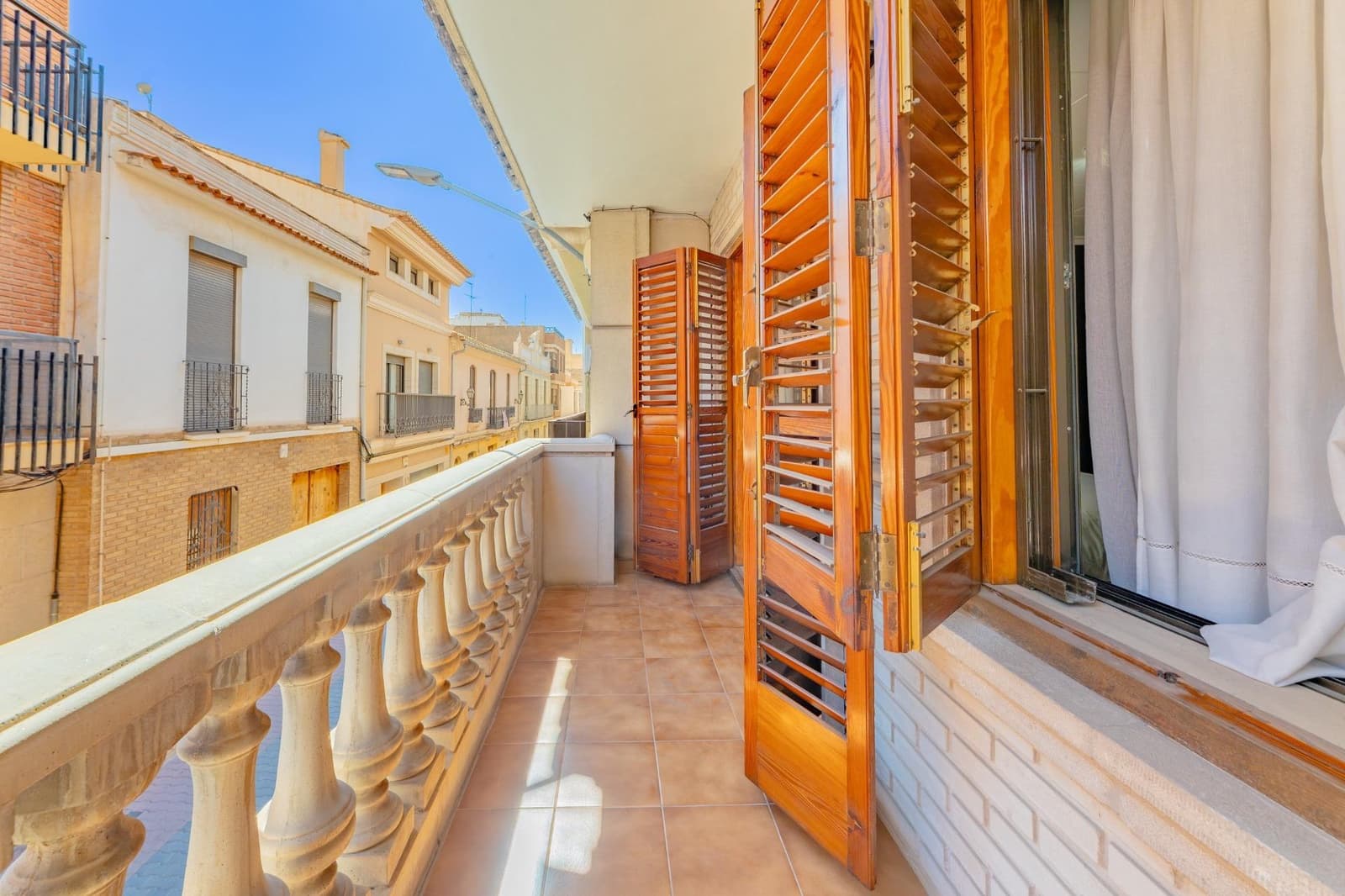 Adosado de 5 habitaciones en Massanassa en venta con garaje - 570.000 € (Ref: 9843711)