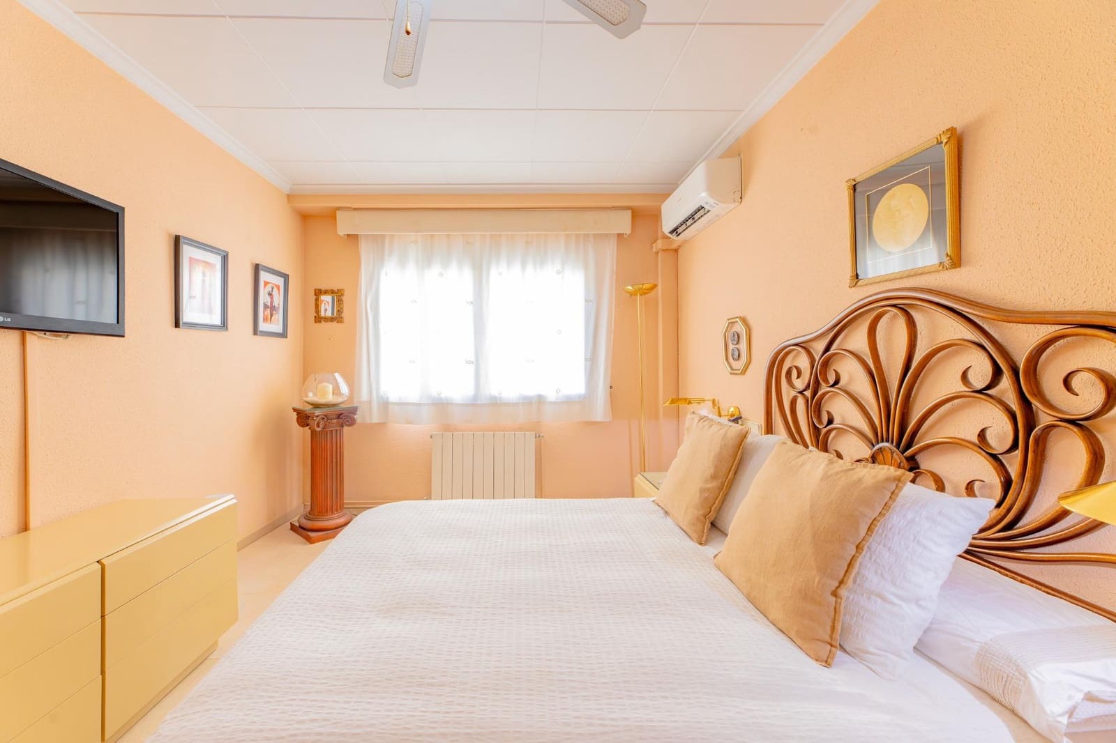 Adosado de 5 habitaciones en Massanassa en venta con garaje - 570.000 € (Ref: 9843711)