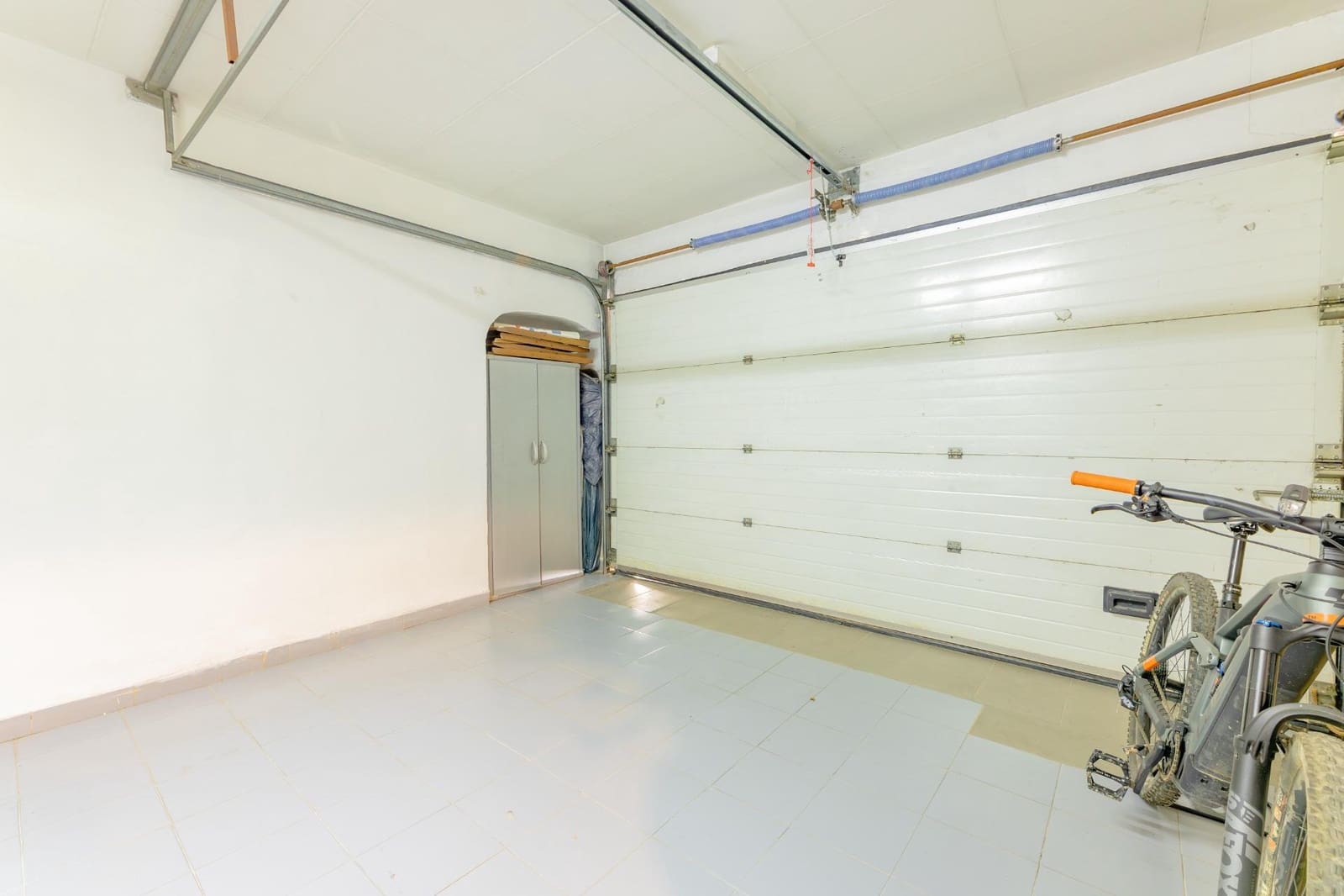 Adosado de 5 habitaciones en Massanassa en venta con garaje - 570.000 € (Ref: 9843711)