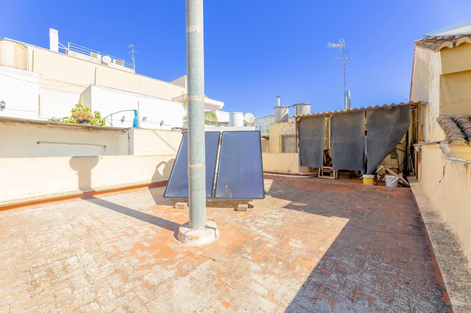 Adosado de 5 habitaciones en Massanassa en venta con garaje - 570.000 € (Ref: 9843711)