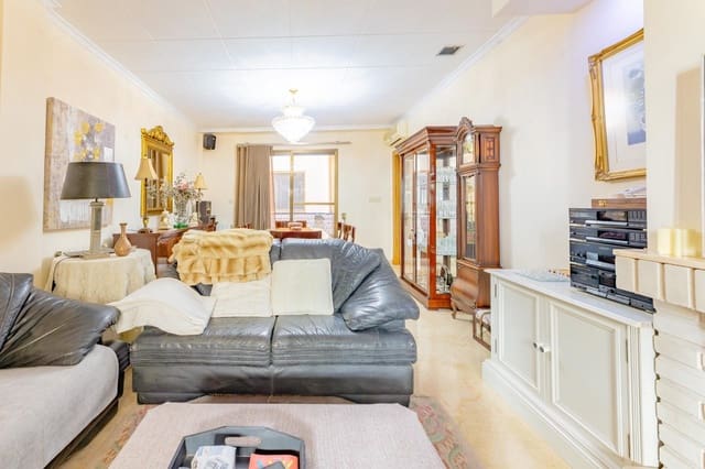 5 soveværelse Rækkehus til salg i Massanassa med garage - € 490.000 (Ref: 9843711)