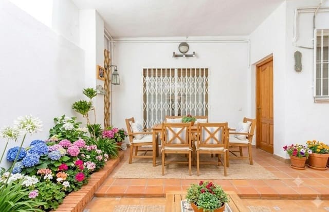 5 sypialnia Dom szeregowy na sprzedaż w Massanassa z garażem - 445 000 € (Ref: 9843711)