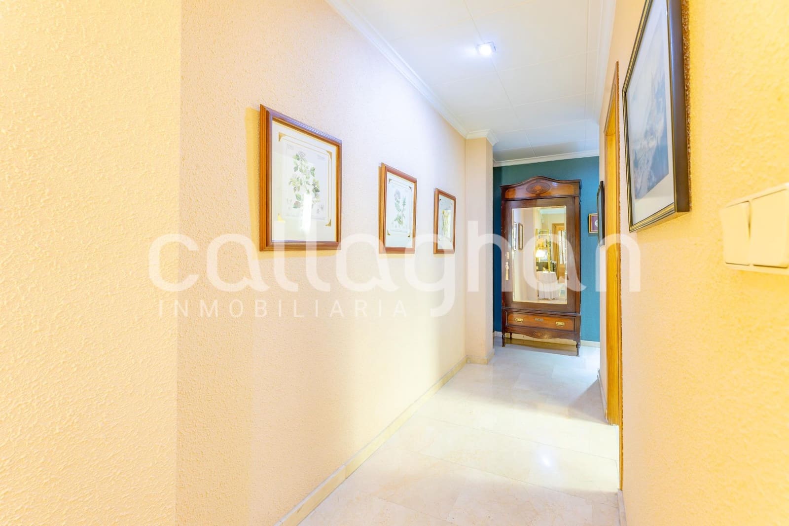 5 quarto Moradia em Banda para venda em Massanassa com garagem - 445 000 € (Ref: 9843711)