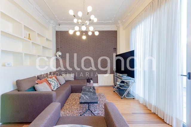 4 bedroom Flat for rent in La Gran Via, Valencia city - € 2,500 (Ref: 9846622)