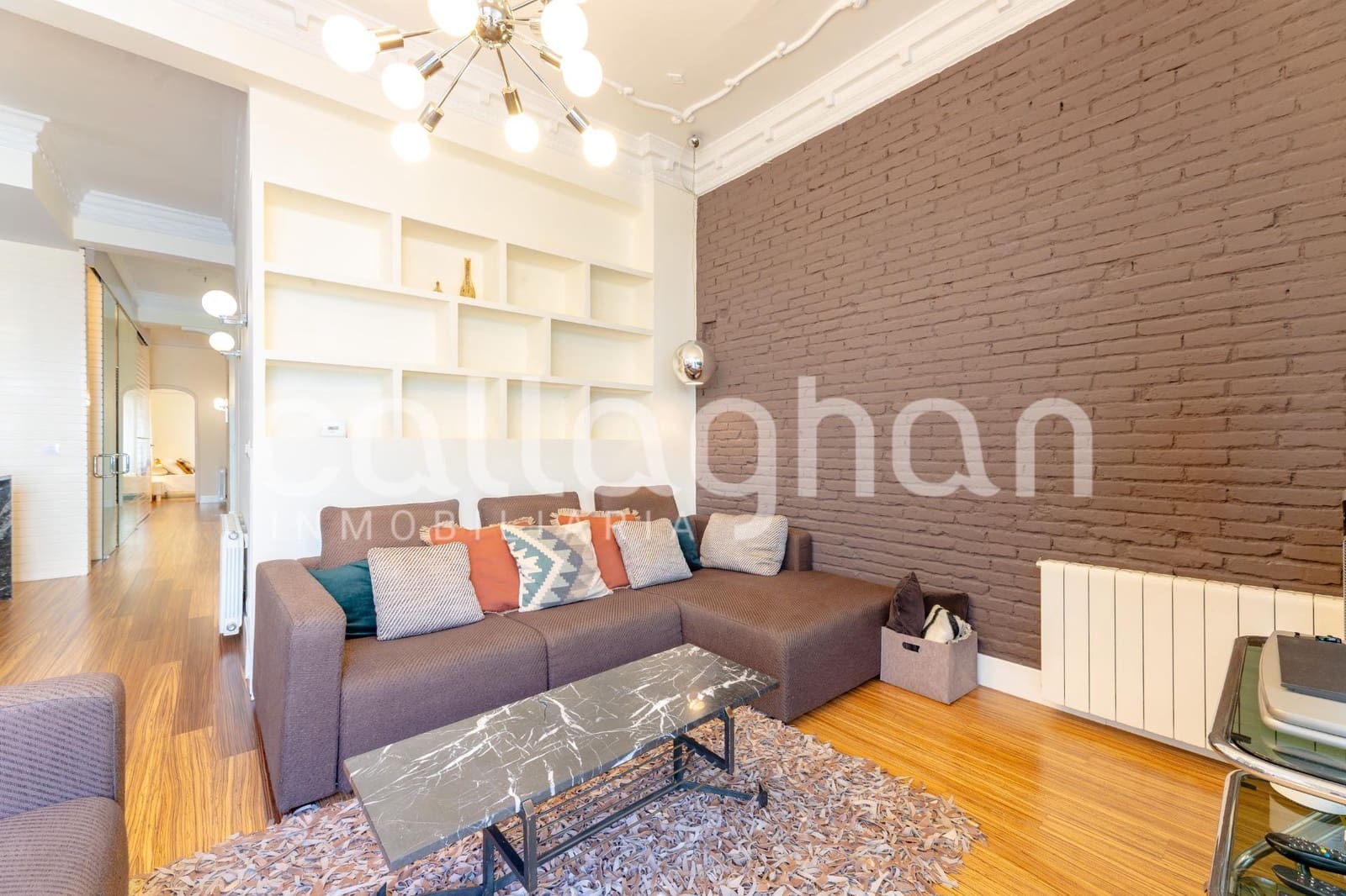 4 bedroom Flat for rent in Valencia city - € 2,500 (Ref: 9846622)