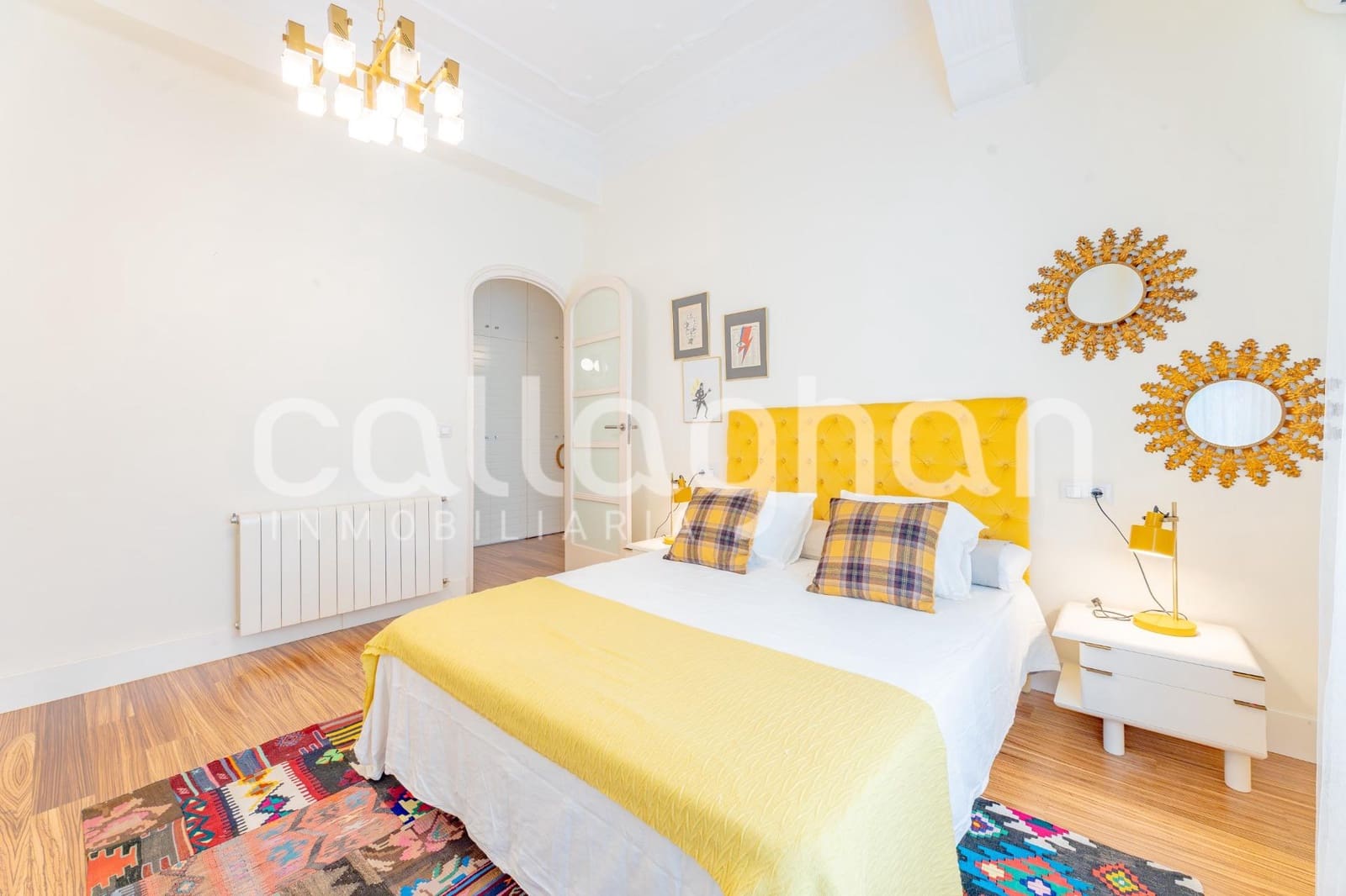 4 bedroom Flat for rent in Valencia city - € 2,500 (Ref: 9846622)