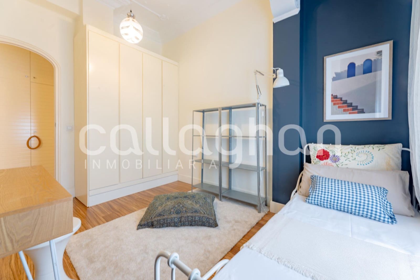 4 bedroom Flat for rent in Valencia city - € 2,500 (Ref: 9846622)