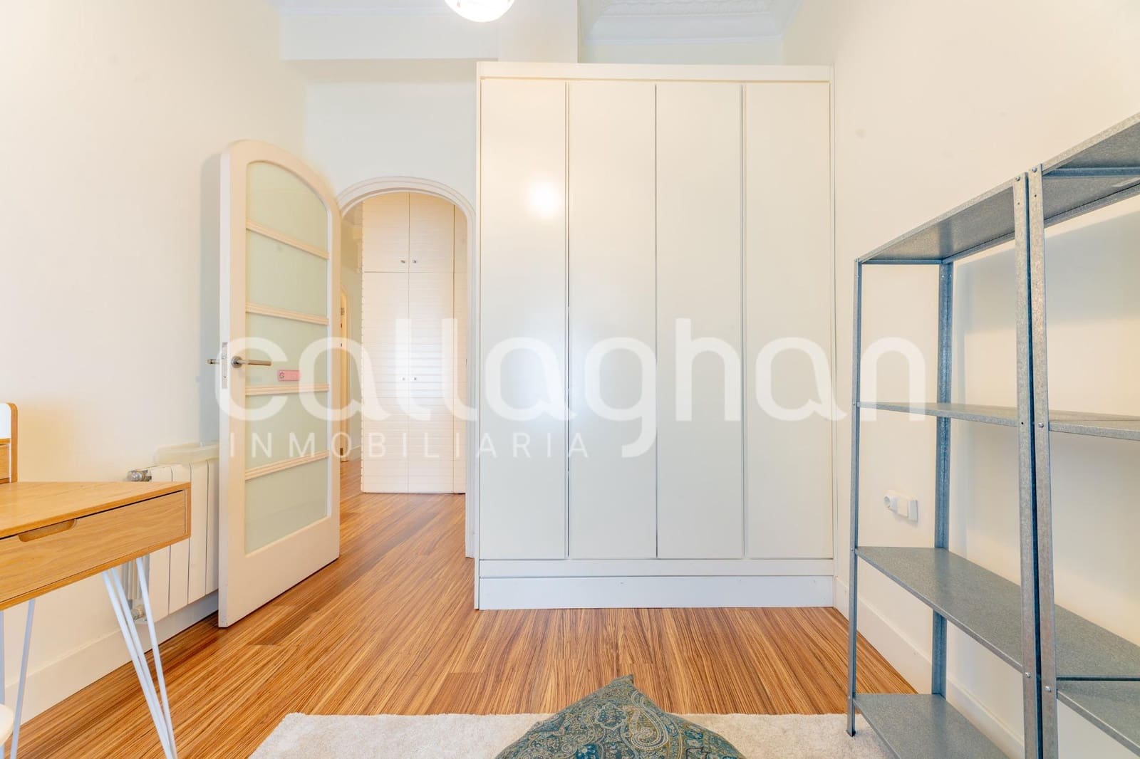4 bedroom Flat for rent in Valencia city - € 2,500 (Ref: 9846622)