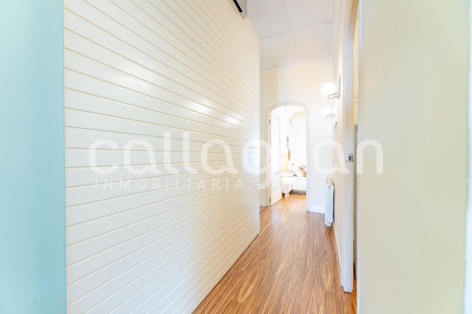 4 bedroom Flat for rent in Valencia city - € 2,500 (Ref: 9846622)