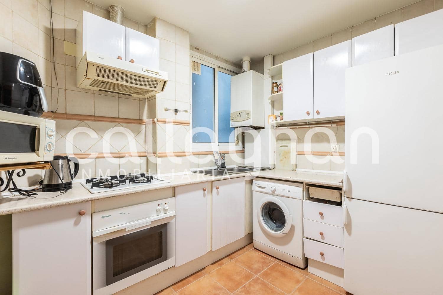 3 soverom Leilighet til leie i Valencia by - € 1 250 (Ref: 9849618)