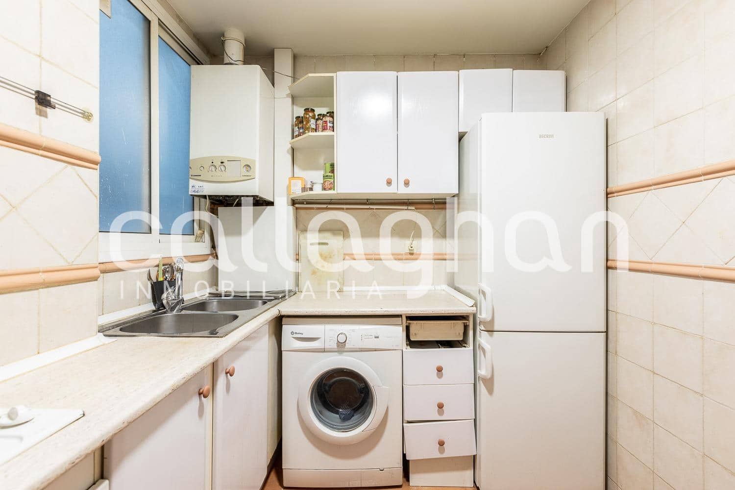 3 soverom Leilighet til leie i Valencia by - € 1 250 (Ref: 9849618)
