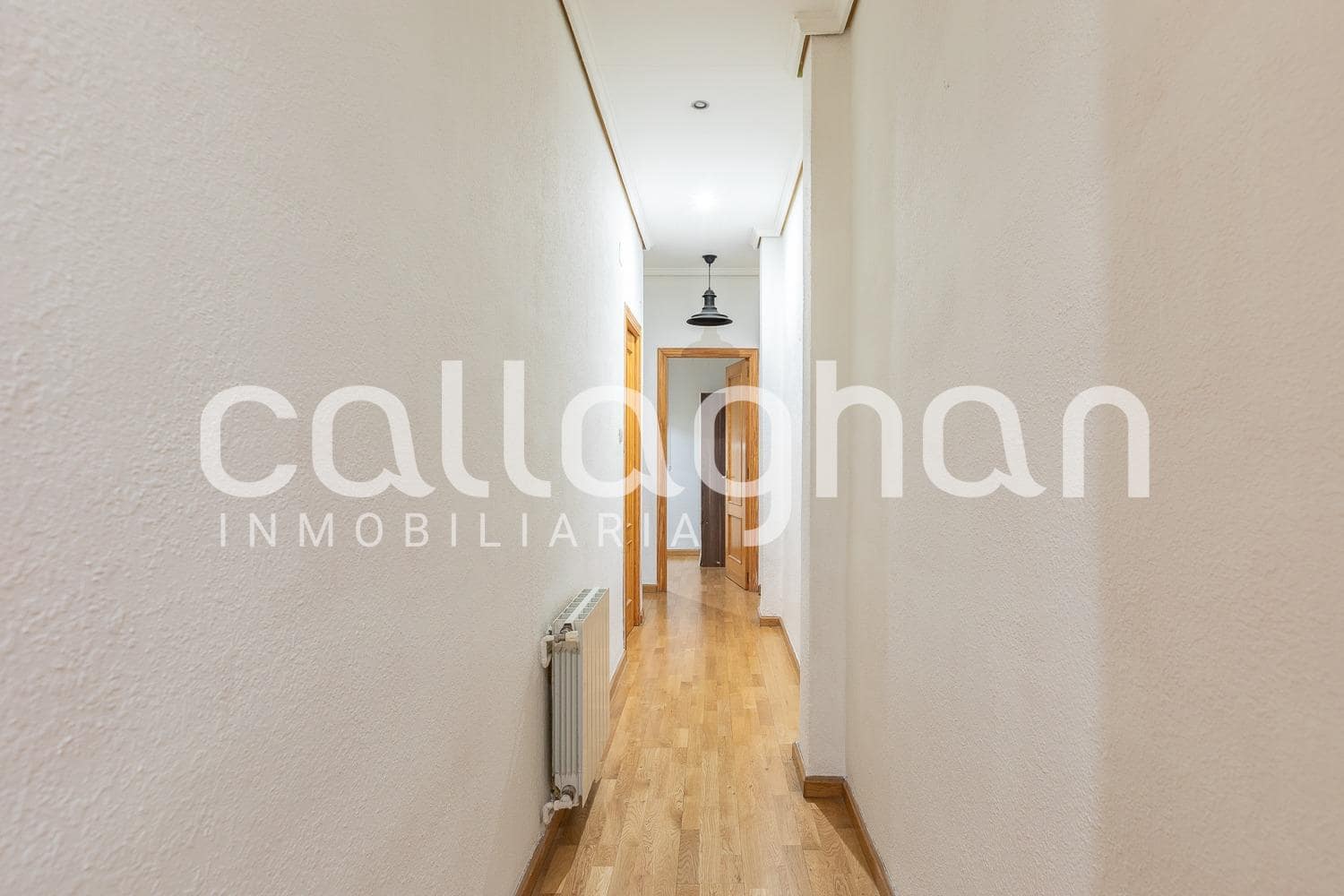 3 soverom Leilighet til leie i Valencia by - € 1 250 (Ref: 9849618)