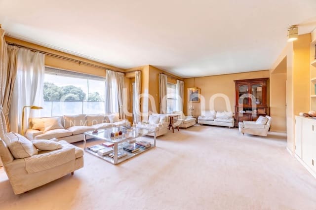 5 slaapkamer Flat te koop in La Xerea, Valencia stad met garage - € 1.500.000 (Ref: 9851946)