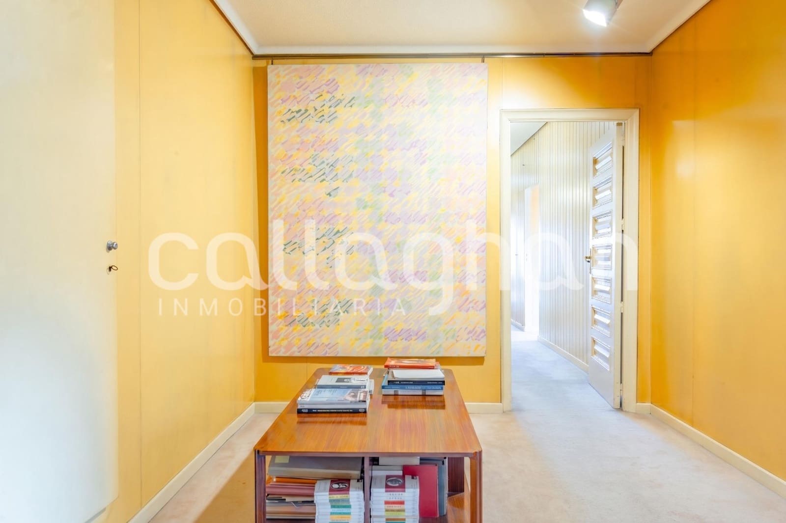 5 bedroom Flat for sale in Valencia city with garage - € 1,500,000 (Ref: 9851946)