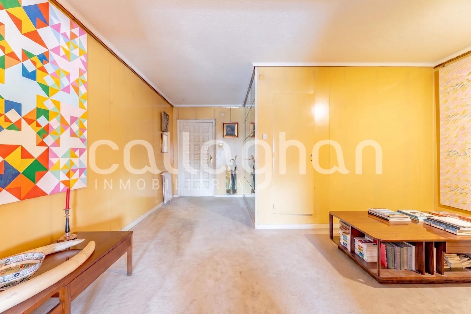 5 bedroom Flat for sale in Valencia city with garage - € 1,500,000 (Ref: 9851946)