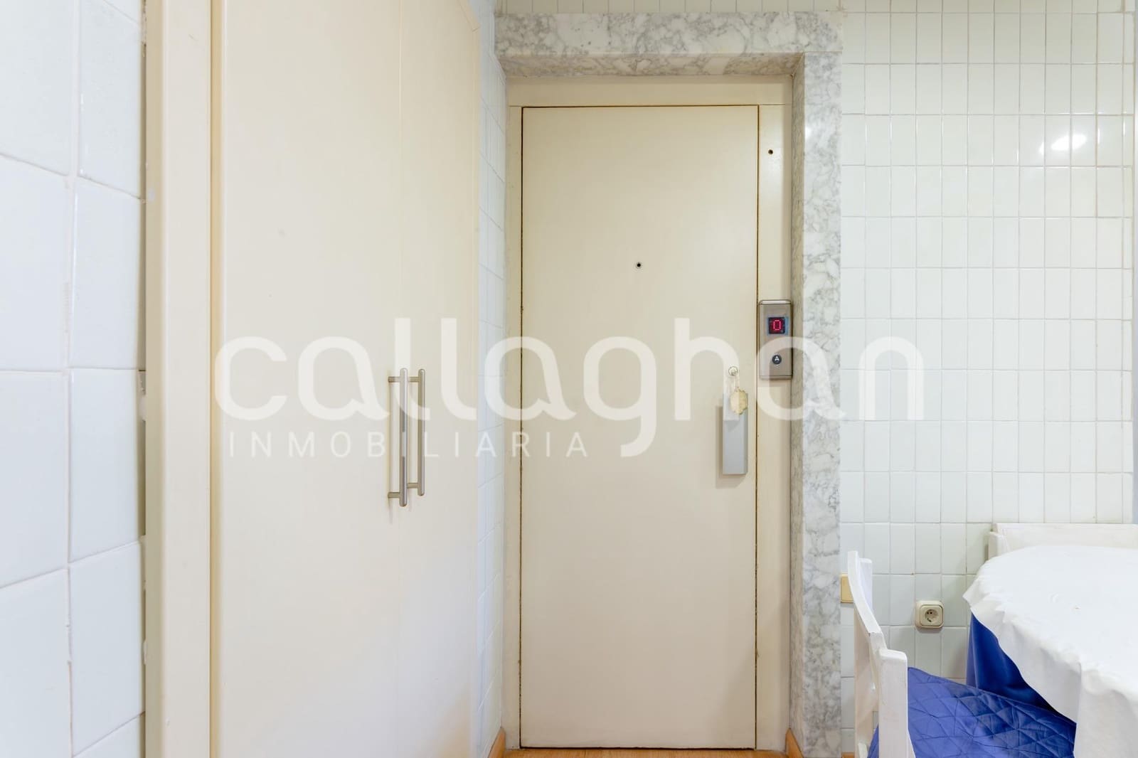 5 bedroom Flat for sale in Valencia city with garage - € 1,500,000 (Ref: 9851946)