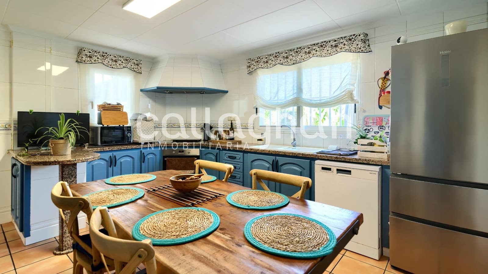4 sypialnia Willa na sprzedaż w Polinya de Xuquer z basenem garażem - 399 000 € (Ref: 9855668)