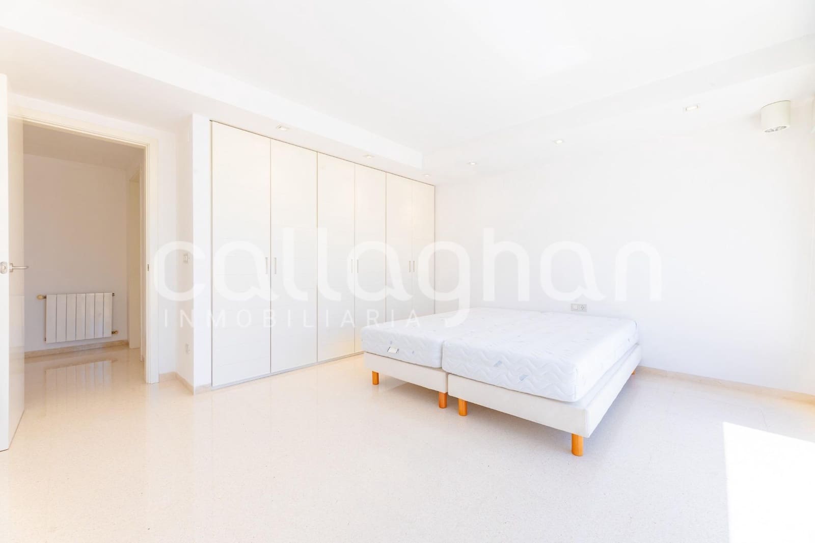 4 soveværelse Villa til salg i Campolivar med swimmingpool garage - € 1.400.000 (Ref: 9855669)