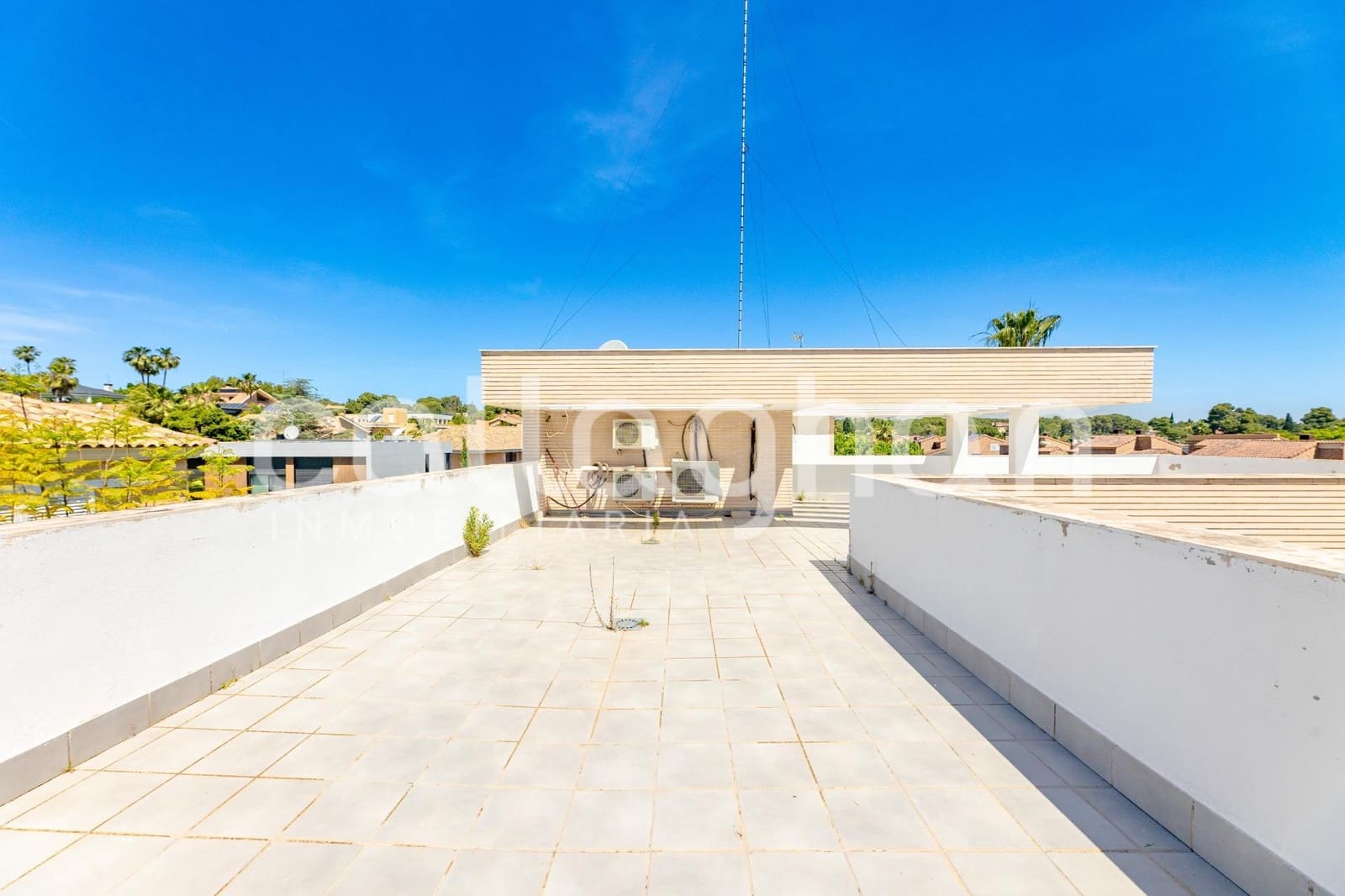 4 soveværelse Villa til salg i Campolivar med swimmingpool garage - € 1.400.000 (Ref: 9855669)