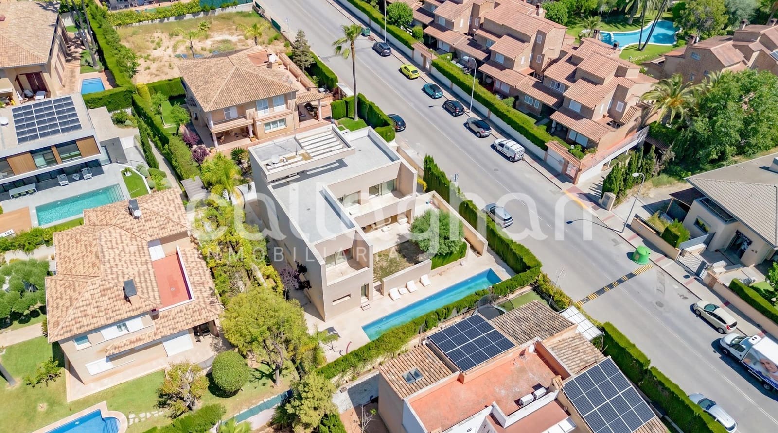 4 soveværelse Villa til salg i Campolivar med swimmingpool garage - € 1.400.000 (Ref: 9855669)