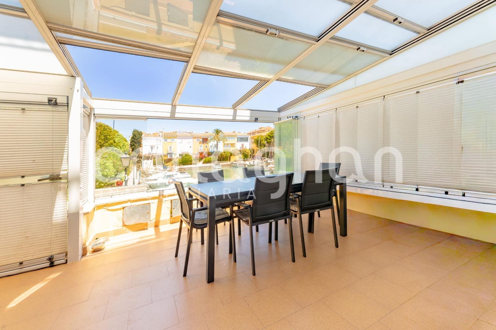 5 sovrum Radhus till salu i Alboraya / Alboraia med garage - 695 000 € (Ref: 9855671)