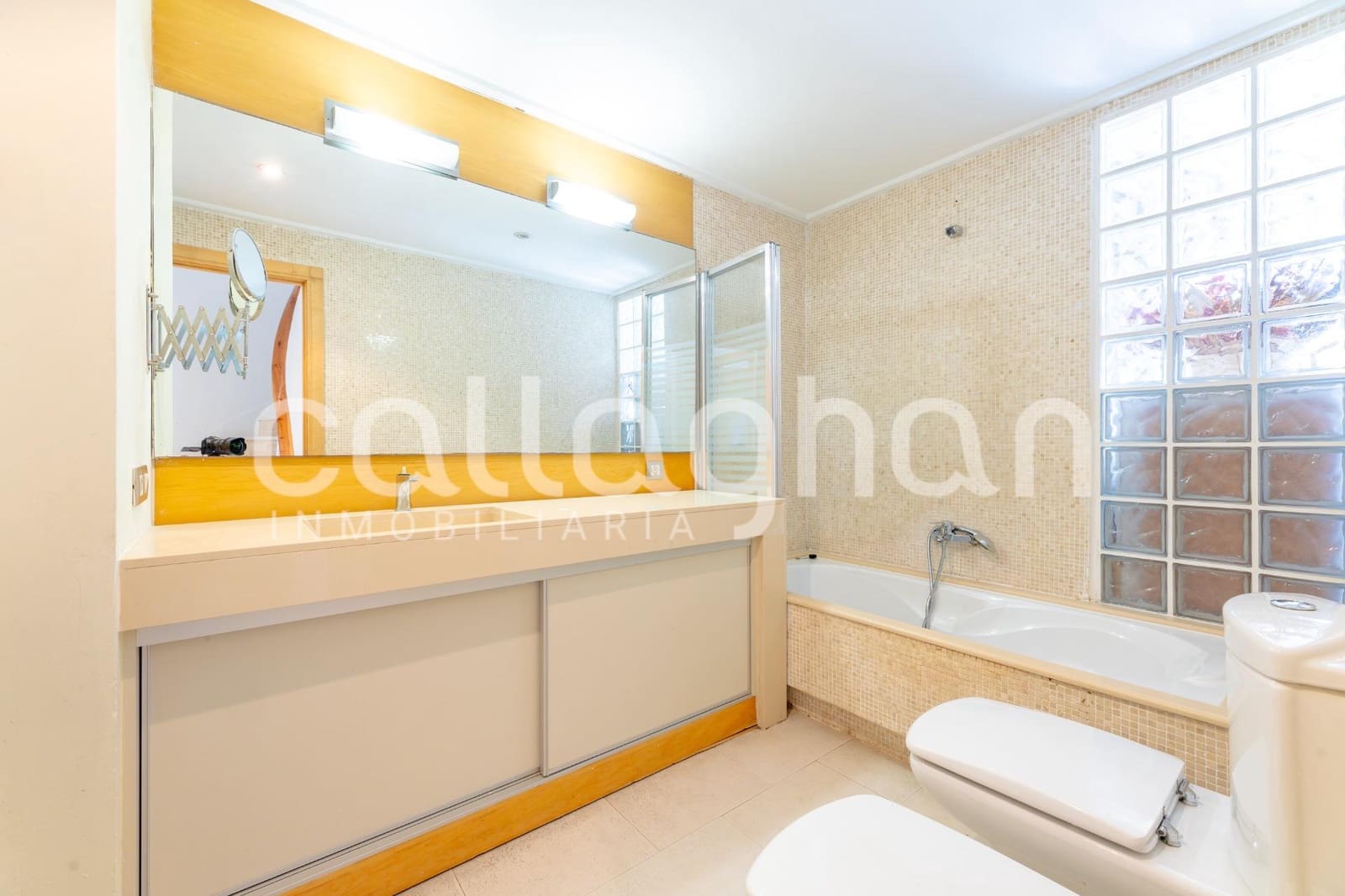 5 sovrum Radhus till salu i Alboraya / Alboraia med garage - 695 000 € (Ref: 9855671)