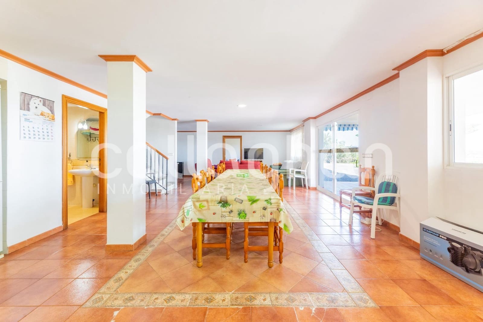 5 soveværelse Villa til salg i Chiva med swimmingpool garage - € 690.000 (Ref: 9868804)