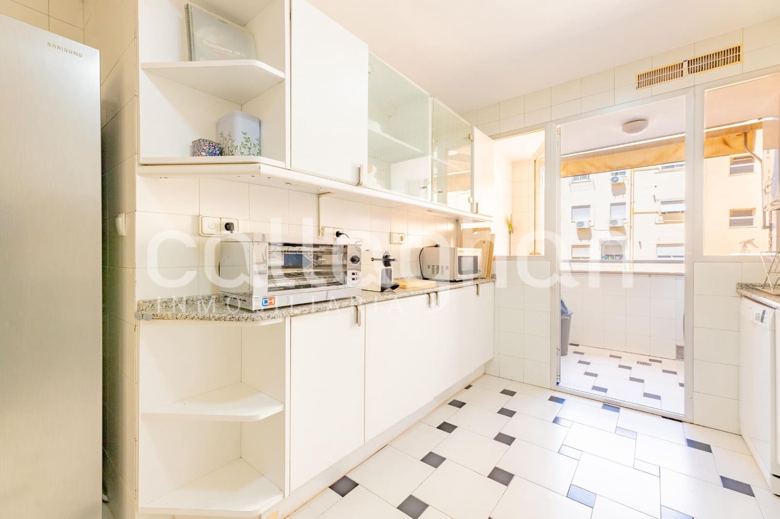 3 quarto Apartamento para arrendar em Valencia cidade - 2 300 € (Ref: 9868806)