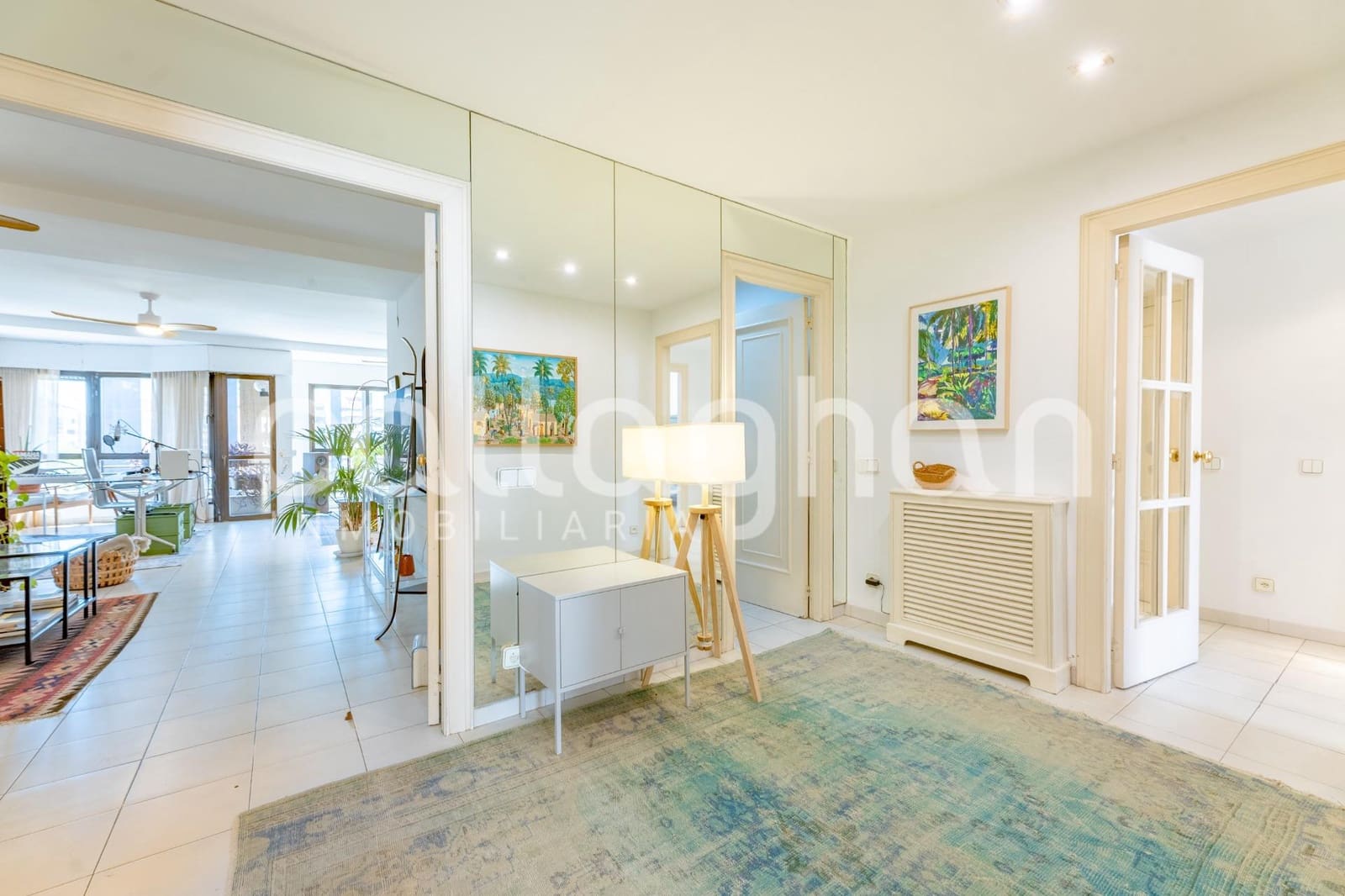 3 quarto Apartamento para arrendar em Valencia cidade - 2 300 € (Ref: 9868806)