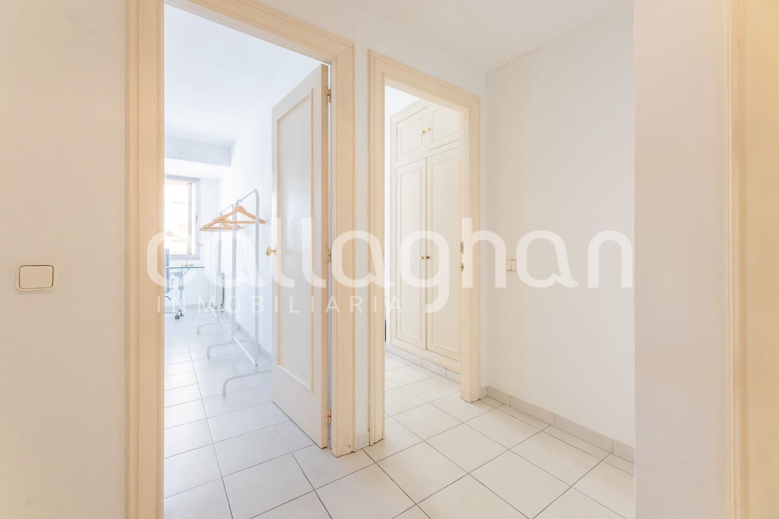 3 quarto Apartamento para arrendar em Valencia cidade - 2 300 € (Ref: 9868806)