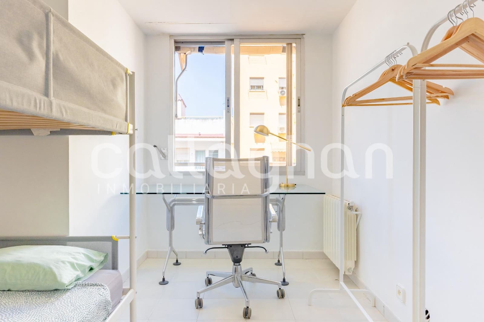 3 quarto Apartamento para arrendar em Valencia cidade - 2 300 € (Ref: 9868806)