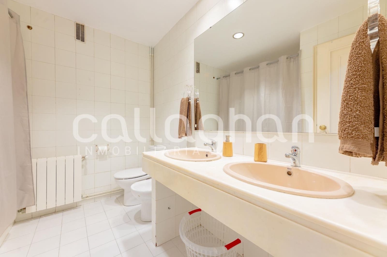 3 quarto Apartamento para arrendar em Valencia cidade - 2 300 € (Ref: 9868806)