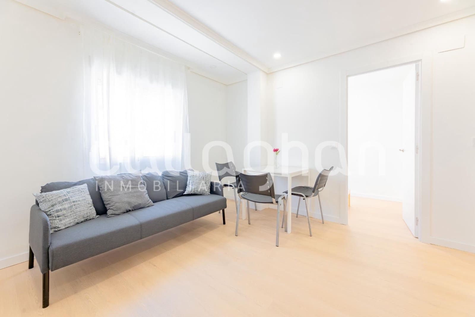Appartement de 3 chambres à louer à Valence ville - 1 200 € (Ref: 9876613)