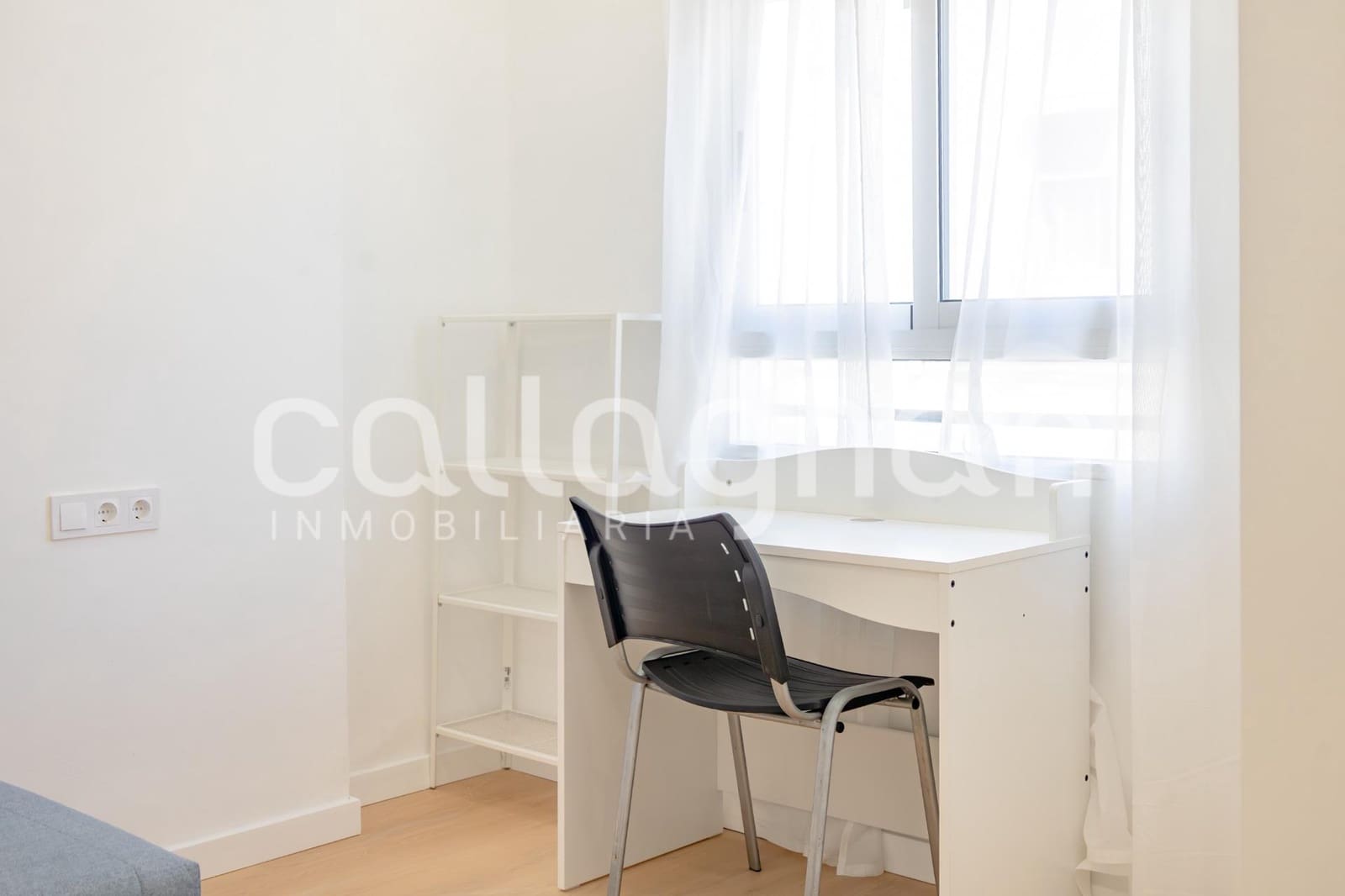 Appartement de 3 chambres à louer à Valence ville - 1 200 € (Ref: 9876613)