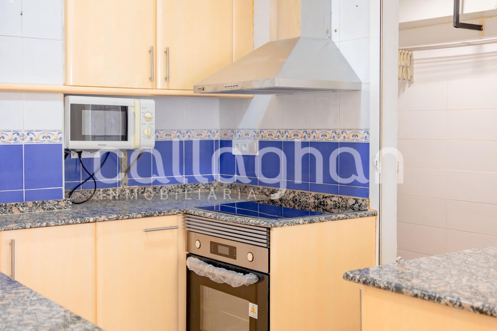 Appartement de 3 chambres à louer à Valence ville - 1 200 € (Ref: 9876613)