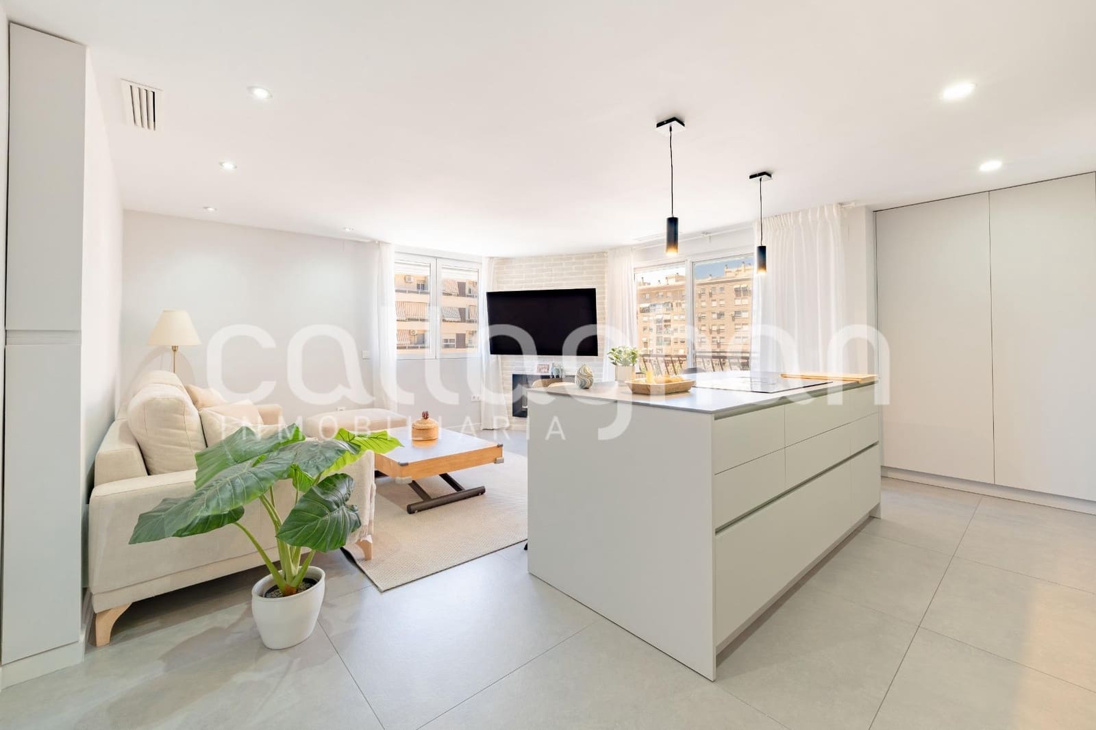 3 sypialnia Mieszkanie na sprzedaż w Miasto Walencja z garażem - 350 000 € (Ref: 9879013)